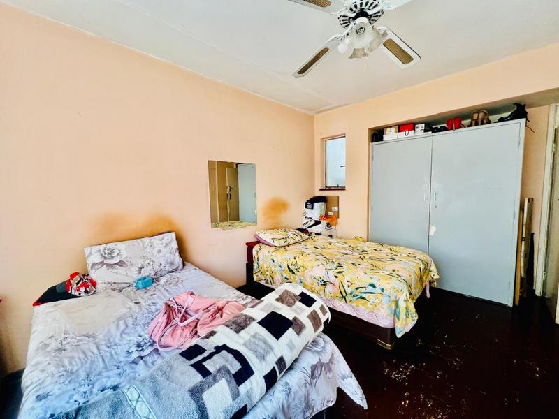 2 Bedroom Property for Sale in Durban Central KwaZulu-Natal