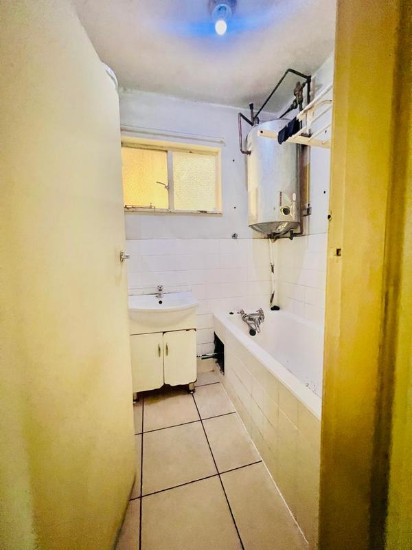 2 Bedroom Property for Sale in Durban Central KwaZulu-Natal