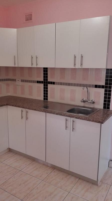 To Let 2 Bedroom Property for Rent in Havenside KwaZulu-Natal