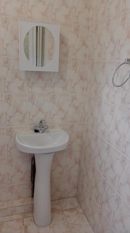 To Let 2 Bedroom Property for Rent in Havenside KwaZulu-Natal