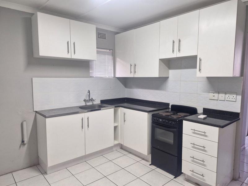 To Let 1 Bedroom Property for Rent in Kharwastan KwaZulu-Natal