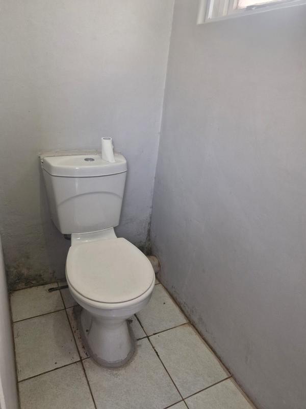To Let 1 Bedroom Property for Rent in Kharwastan KwaZulu-Natal