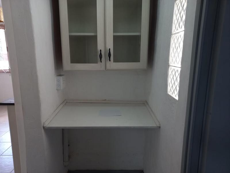 To Let 1 Bedroom Property for Rent in Musgrave KwaZulu-Natal