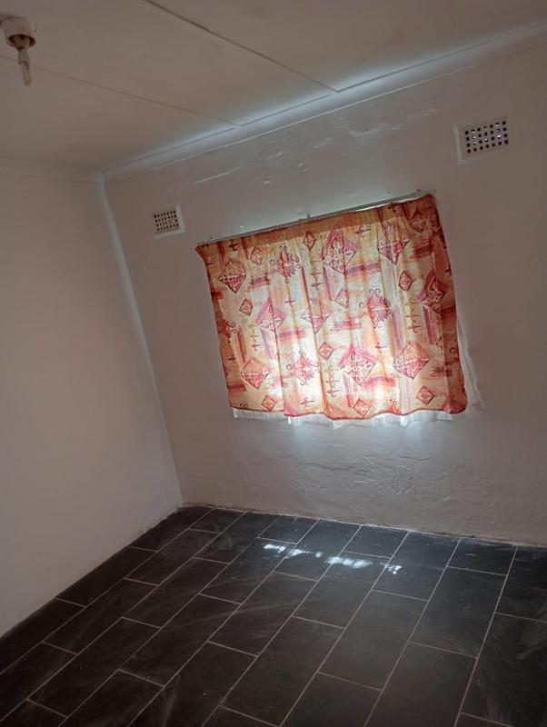 To Let 3 Bedroom Property for Rent in Park Rynie KwaZulu-Natal