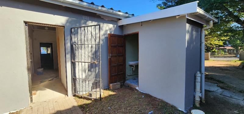 To Let commercial Property for Rent in Scottburgh KwaZulu-Natal