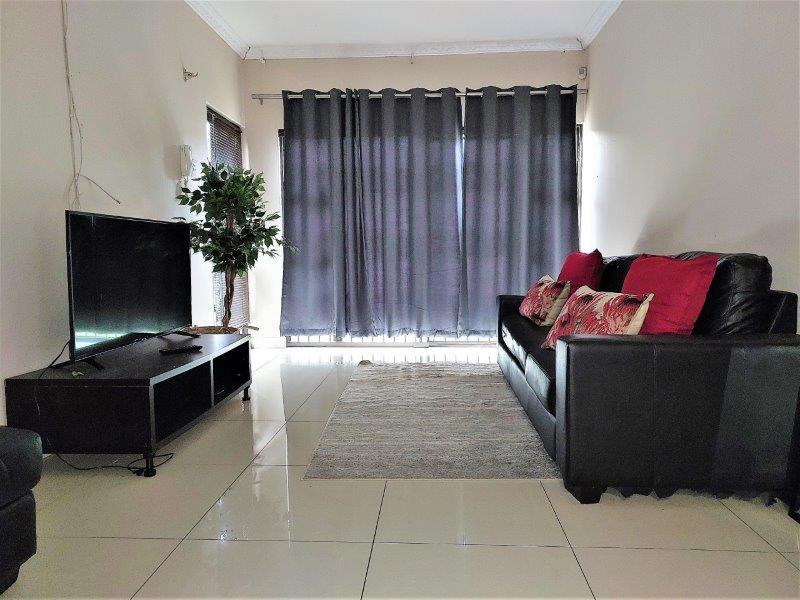 To Let 2 Bedroom Property for Rent in Birdswood KwaZulu-Natal