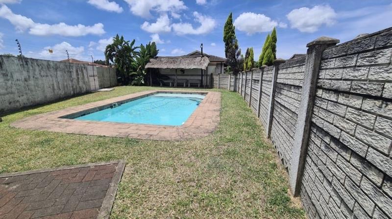 To Let 2 Bedroom Property for Rent in Birdswood KwaZulu-Natal