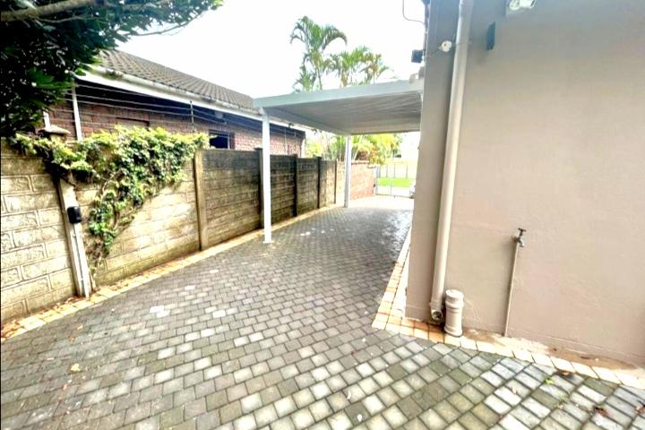 2 Bedroom Property for Sale in Meer En See KwaZulu-Natal