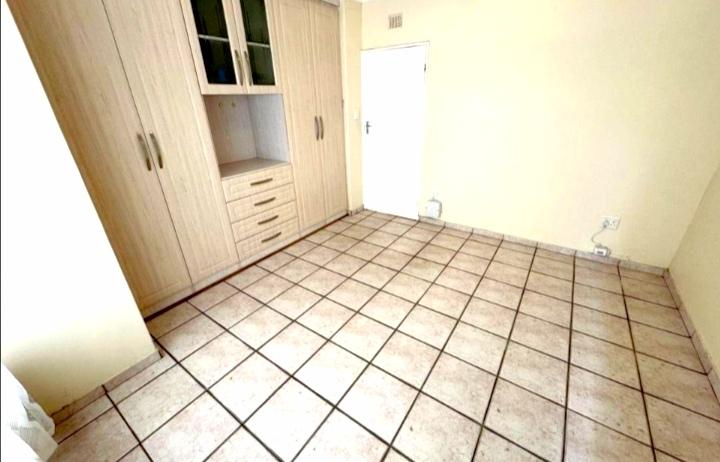 2 Bedroom Property for Sale in Meer En See KwaZulu-Natal