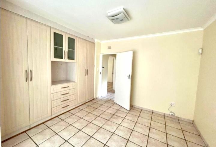 2 Bedroom Property for Sale in Meer En See KwaZulu-Natal