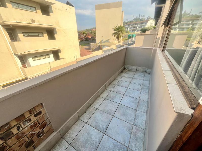 To Let 3 Bedroom Property for Rent in Margate KwaZulu-Natal