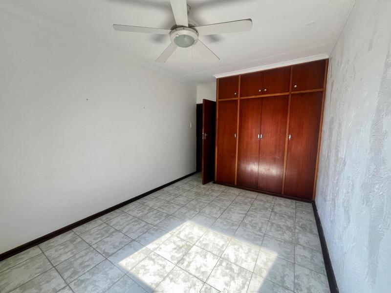 To Let 3 Bedroom Property for Rent in Margate KwaZulu-Natal