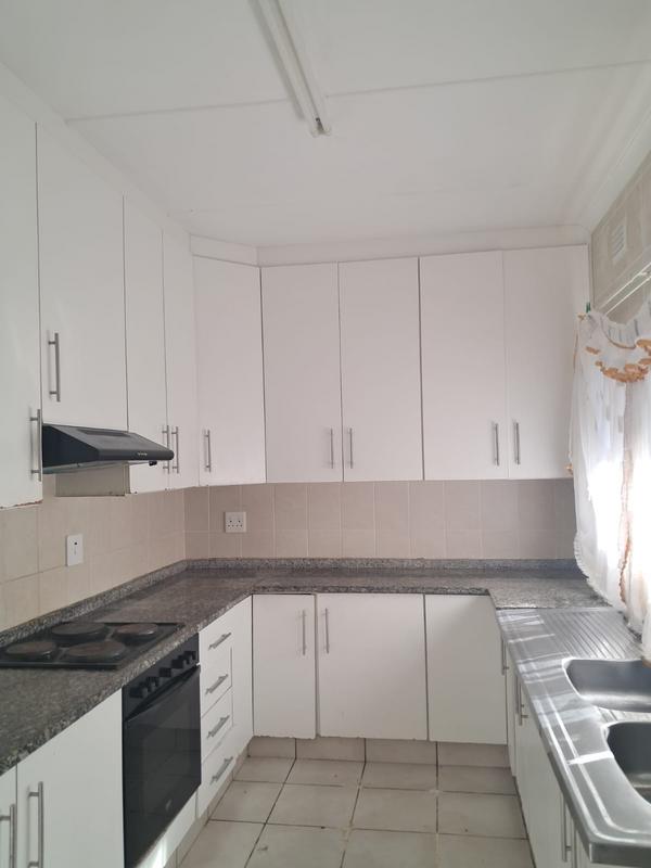 4 Bedroom Property for Sale in Sea Park KwaZulu-Natal