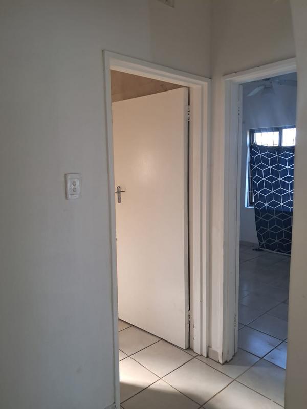 4 Bedroom Property for Sale in Sea Park KwaZulu-Natal