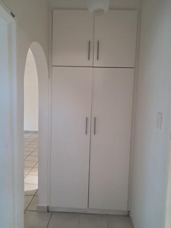 4 Bedroom Property for Sale in Sea Park KwaZulu-Natal