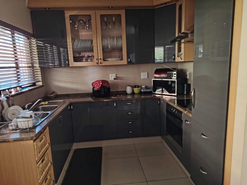 3 Bedroom Property for Sale in Queensburgh KwaZulu-Natal
