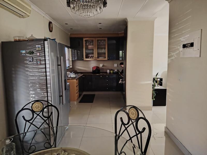 3 Bedroom Property for Sale in Queensburgh KwaZulu-Natal