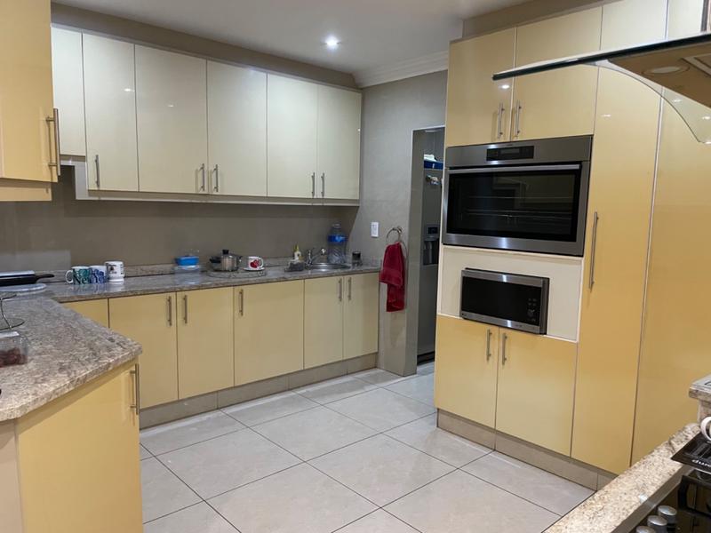 4 Bedroom Property for Sale in New Town Centre KwaZulu-Natal