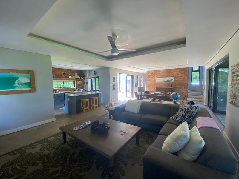 To Let 3 Bedroom Property for Rent in Salt Rock KwaZulu-Natal