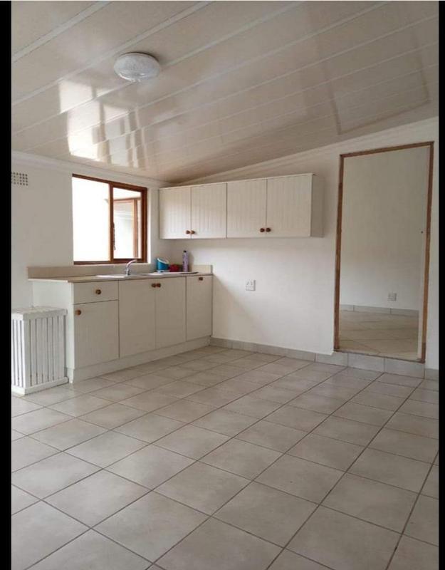 To Let 2 Bedroom Property for Rent in Bluff KwaZulu-Natal