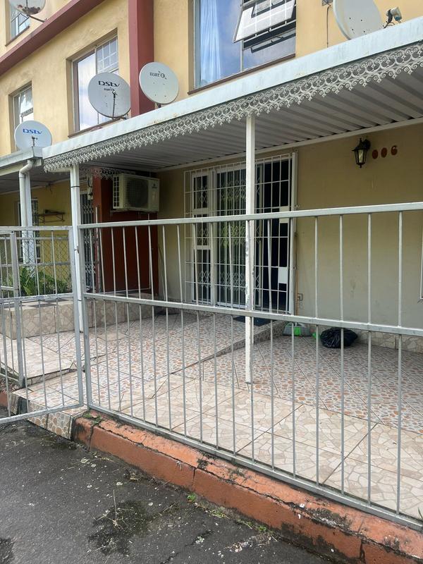 2 Bedroom Property for Sale in Mayville KwaZulu-Natal