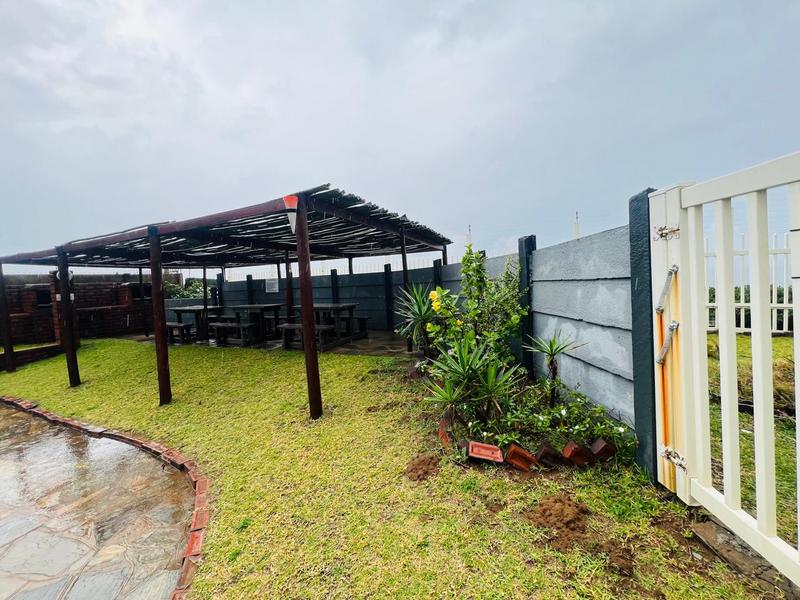 To Let 2 Bedroom Property for Rent in Athlone Park KwaZulu-Natal