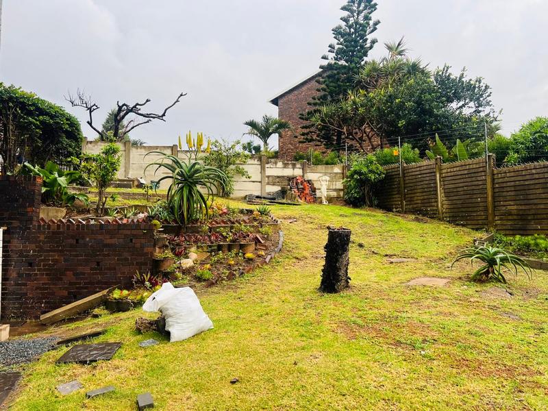 To Let 2 Bedroom Property for Rent in Athlone Park KwaZulu-Natal