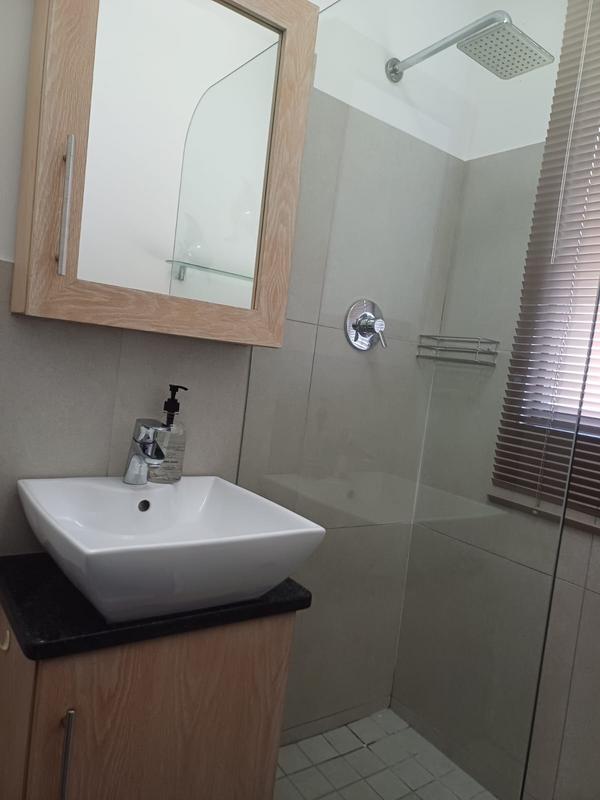 2 Bedroom Property for Sale in Umhlanga Rocks KwaZulu-Natal