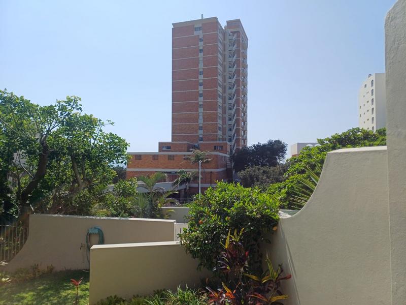 2 Bedroom Property for Sale in Umhlanga Rocks KwaZulu-Natal
