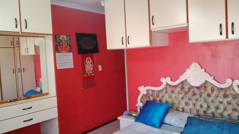 3 Bedroom Property for Sale in Dawncrest KwaZulu-Natal