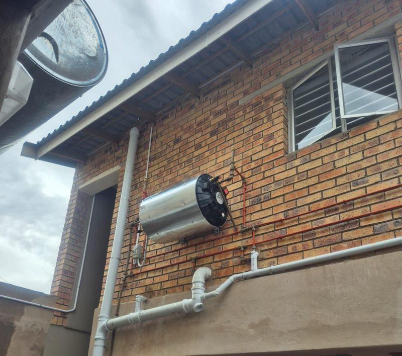 To Let 2 Bedroom Property for Rent in Chatsworth KwaZulu-Natal