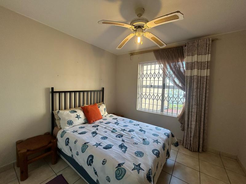 2 Bedroom Property for Sale in Margate Beach KwaZulu-Natal