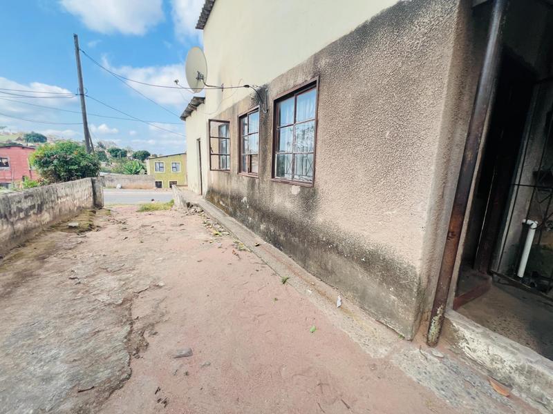 2 Bedroom Property for Sale in Kwandengezi KwaZulu-Natal