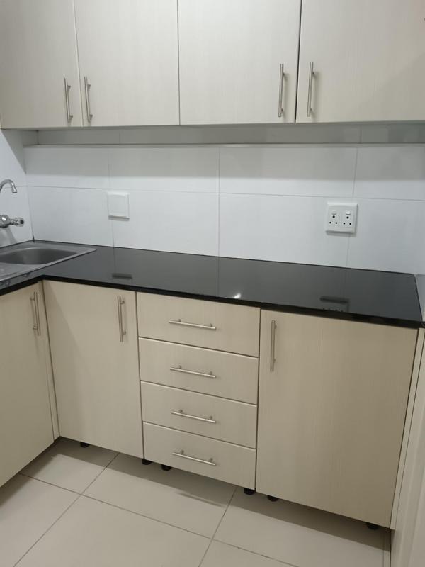 To Let 2 Bedroom Property for Rent in Glenwood KwaZulu-Natal