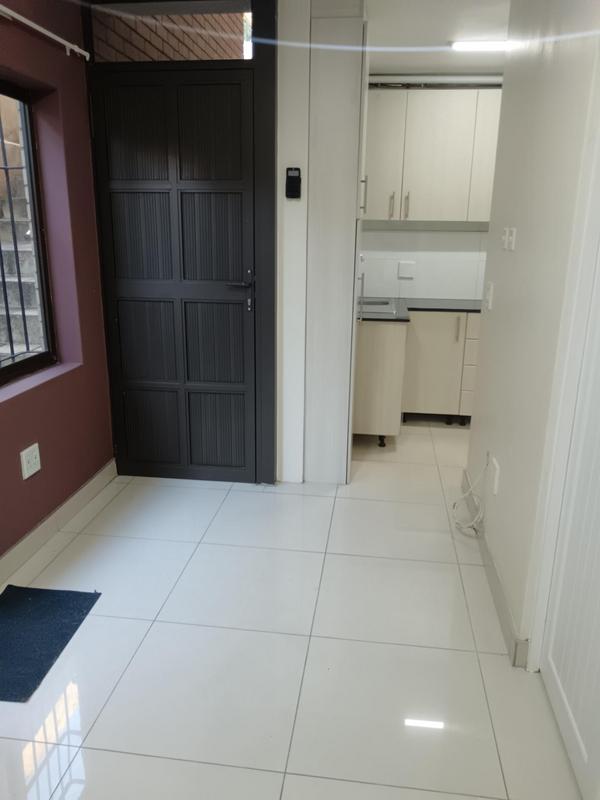 To Let 2 Bedroom Property for Rent in Glenwood KwaZulu-Natal