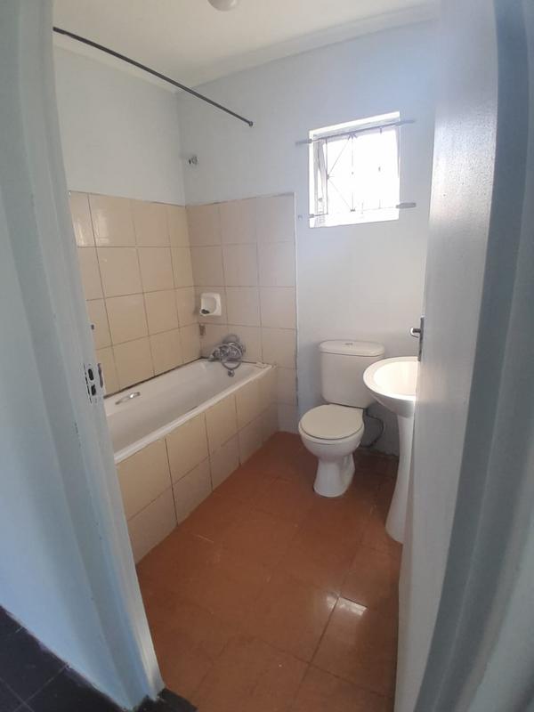 To Let 2 Bedroom Property for Rent in Westham KwaZulu-Natal