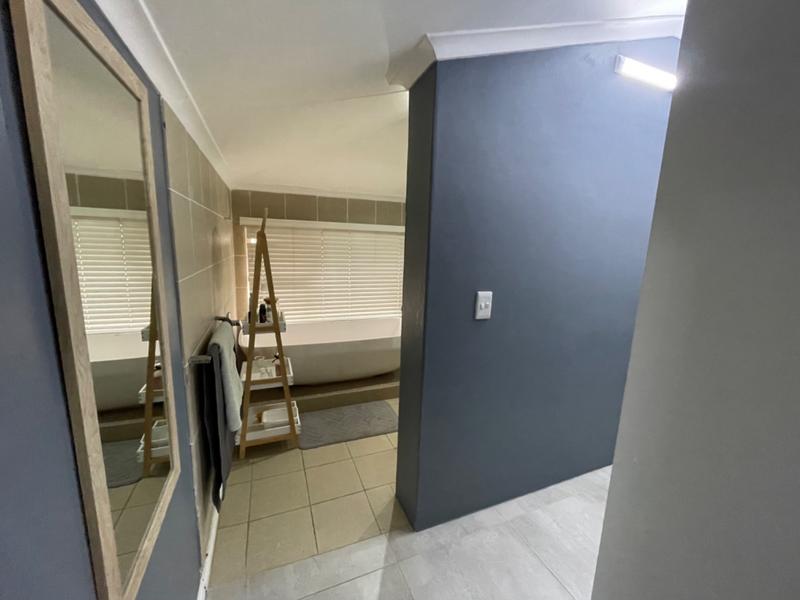 3 Bedroom Property for Sale in Sunningdale KwaZulu-Natal