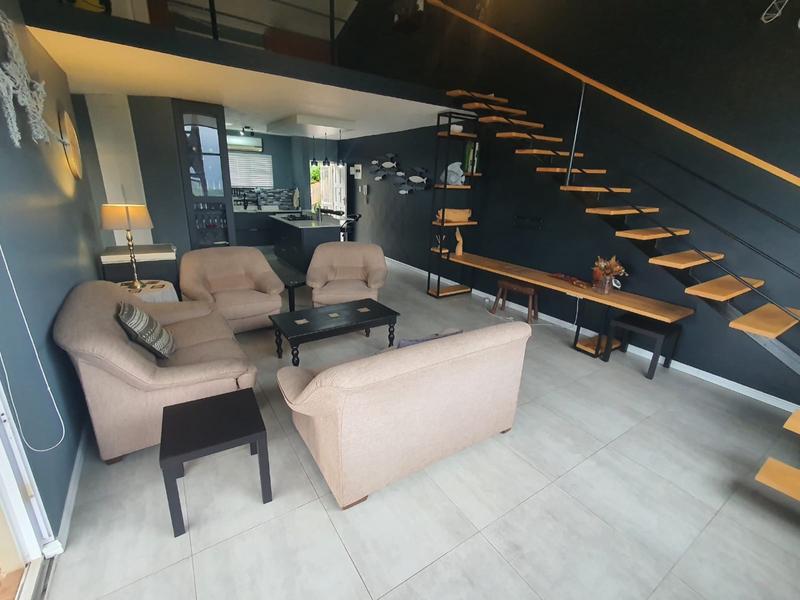 3 Bedroom Property for Sale in Sunningdale KwaZulu-Natal