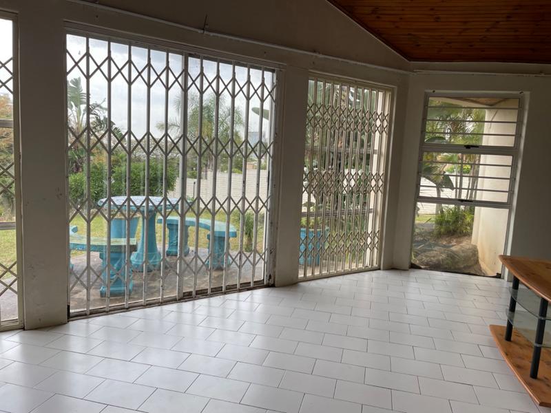 4 Bedroom Property for Sale in Herrwood Park KwaZulu-Natal
