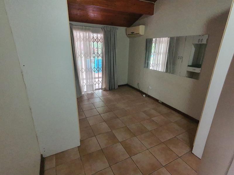 4 Bedroom Property for Sale in Herrwood Park KwaZulu-Natal