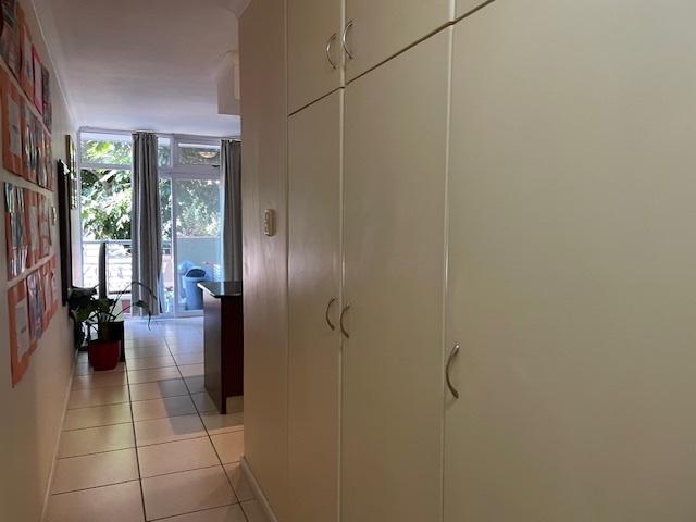 1 Bedroom Property for Sale in New Town Centre KwaZulu-Natal