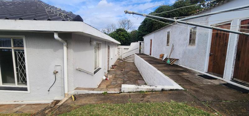 To Let 3 Bedroom Property for Rent in Scottburgh KwaZulu-Natal