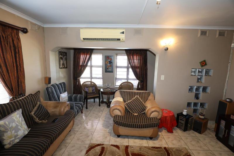 3 Bedroom Property for Sale in Isipingo Beach KwaZulu-Natal