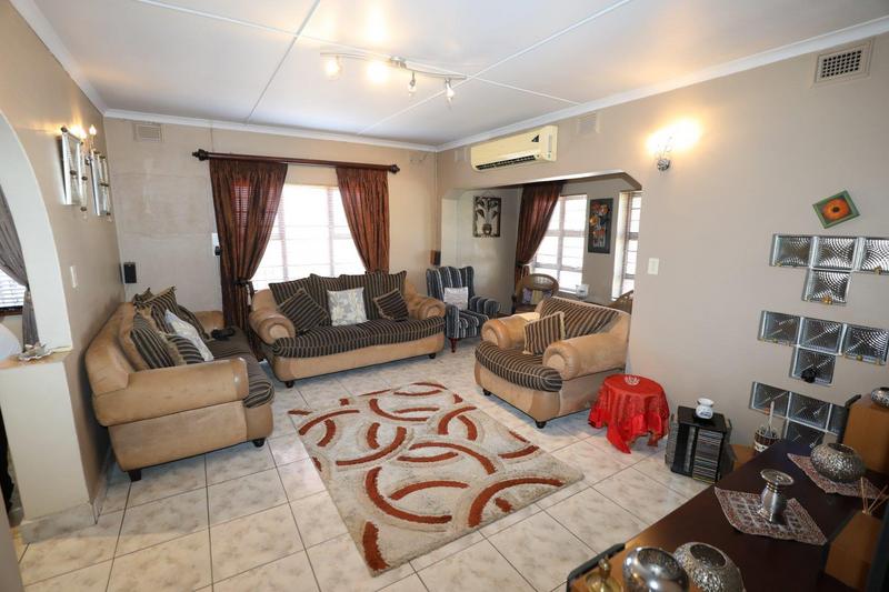 3 Bedroom Property for Sale in Isipingo Beach KwaZulu-Natal