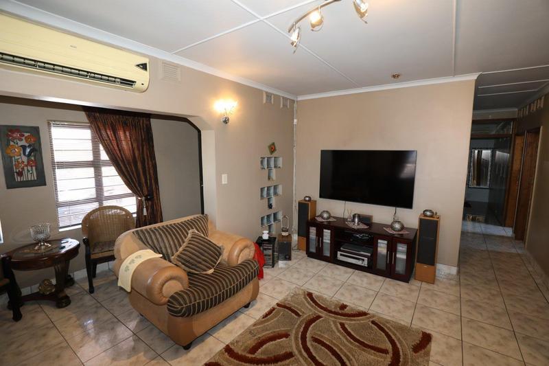 3 Bedroom Property for Sale in Isipingo Beach KwaZulu-Natal