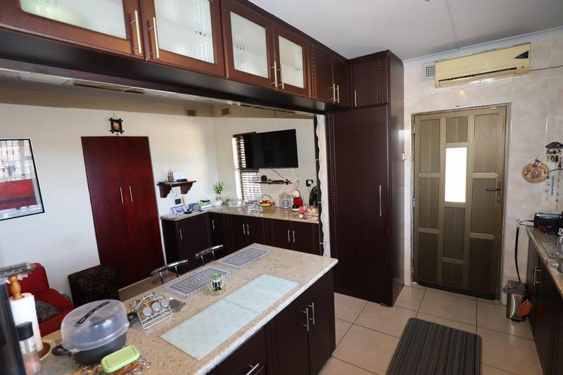 3 Bedroom Property for Sale in Isipingo Beach KwaZulu-Natal