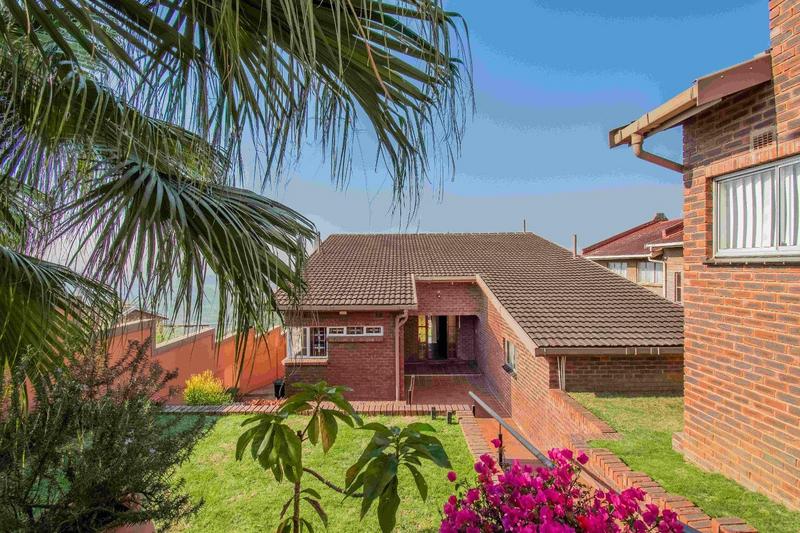 4 Bedroom Property for Sale in Reservoir Hills KwaZulu-Natal