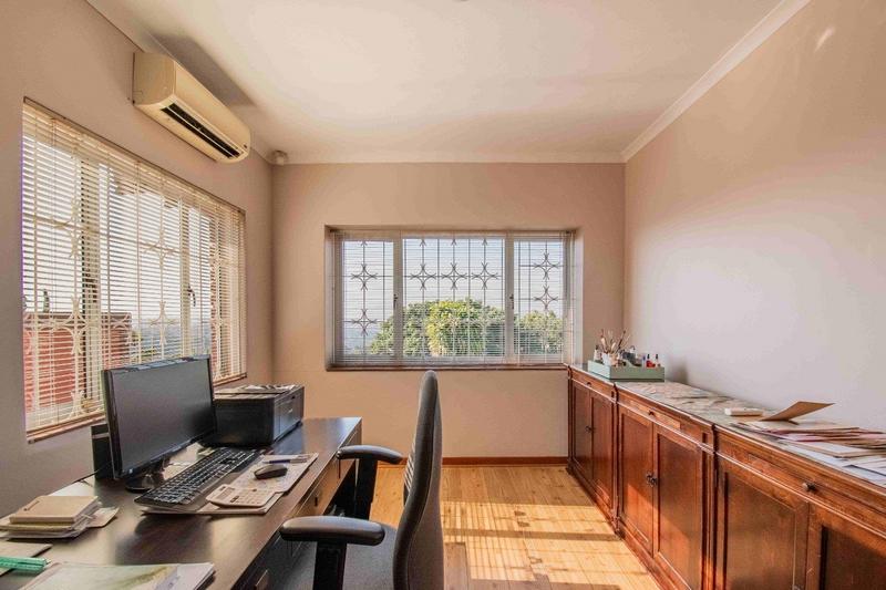 4 Bedroom Property for Sale in Reservoir Hills KwaZulu-Natal