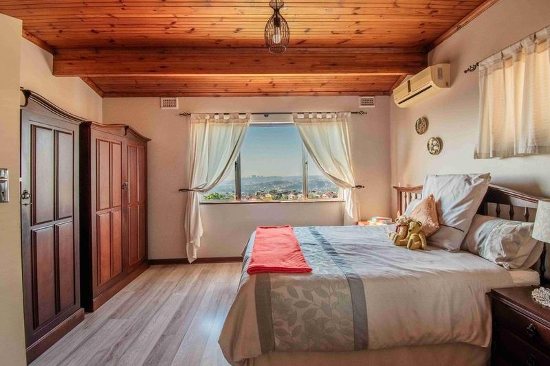 4 Bedroom Property for Sale in Reservoir Hills KwaZulu-Natal