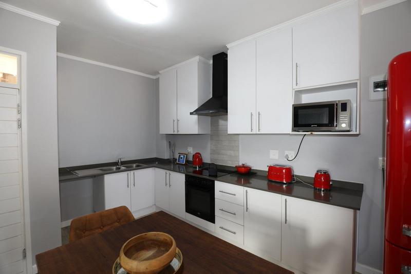 2 Bedroom Property for Sale in Hillcrest Park KwaZulu-Natal